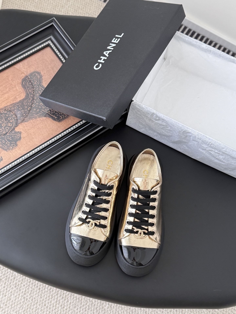 Ch**el sport shoes